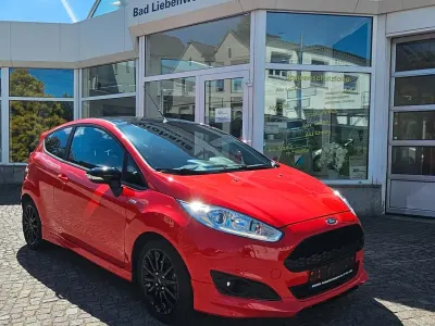 Gebraucht Ford Fiesta ST-Line 140 PS (102 kW) 2017 Racerot Kleinwagen