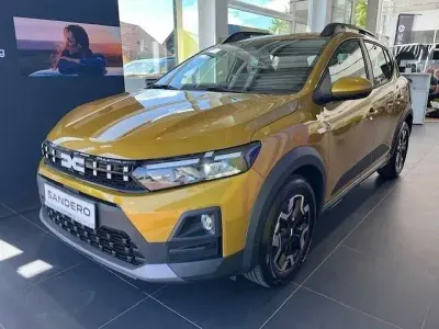 Neu Dacia Sandero Expression 122 PS (89 kW) 2026 Amber yellow Limousine