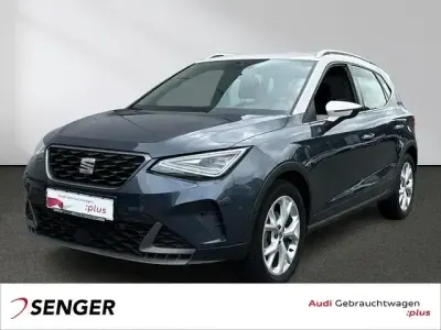 Gebraucht Seat Arona FR 110 PS (80 kW) 2023 Magnetic grau metallic SUV