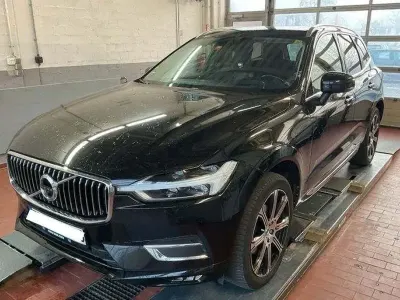 Używany Volvo XC60 190 KM (139 kW) 2020 Czarny SUV