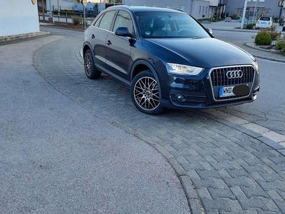 Schwarz Gebraucht 2012 Audi Q3 SUV | 10.700 € (Etwas zu teuer)