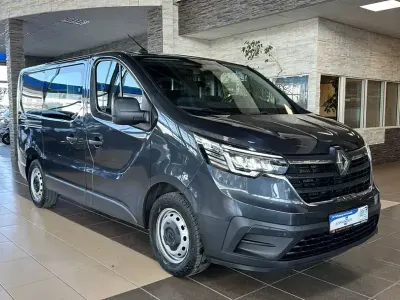 Gebraucht Renault Trafic Komfort 120 PS (88 kW) 2022 Grau Van / Kleinbus