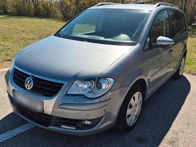 Gebraucht VW Touran Freestyle 140 PS (102 kW) 2009 Grau Van / Kleinbus