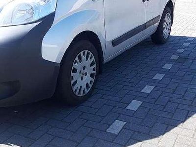 Usata Peugeot Bipper 75 CV (55 kW) 2015 Argento Monovolume