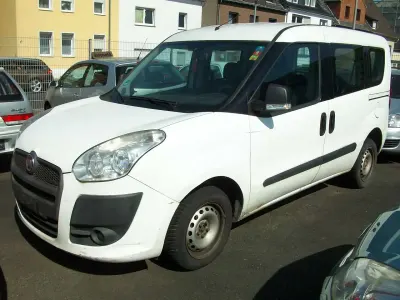 Gebraucht Fiat Doblò 90 PS (66 kW) 2012 Weiß Van / Kleinbus