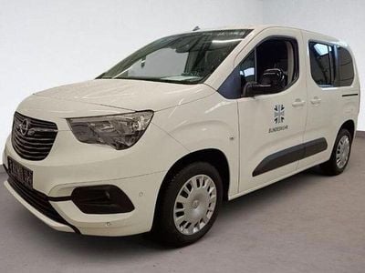 Second-hand Opel Combo Life Elegance 131 CP (96 kW) 2022 Andere Berlinǎ