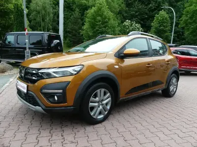 Gebraucht Dacia Sandero Stepway 91 PS (66 kW) 2021 Orange Limousine