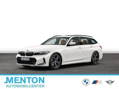 Gebraucht BMW 330e M Sport 292 PS (214 kW) 2025 Weiß Kombi