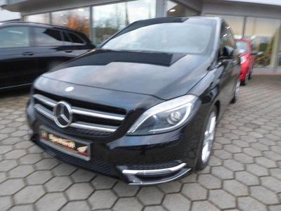 Usata Mercedes B200 156 CV (114 kW) 2013 Nero Monovolume