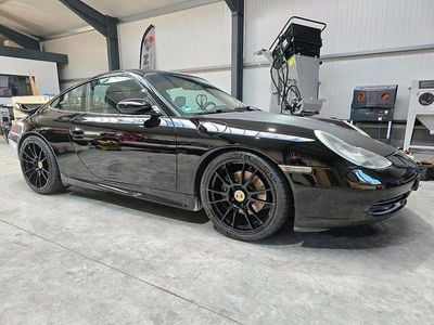 Porsche 911 Carrera