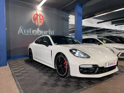 Gebraucht Porsche Panamera Turbo Chrono 549 PS (403 kW) 2018 Weiß Kleinwagen
