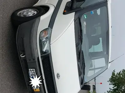 Używany Ford Transit 2004 Biały Minivan