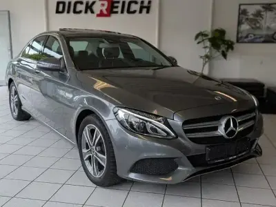 Gebraucht Mercedes C200 Avantgarde 184 PS (135 kW) 2018 Grau Limousine