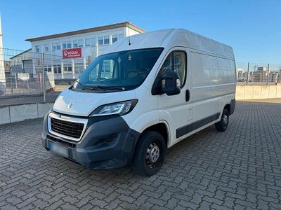Gebraucht Peugeot Boxer 131 PS (96 kW) 2014 Weiß Van