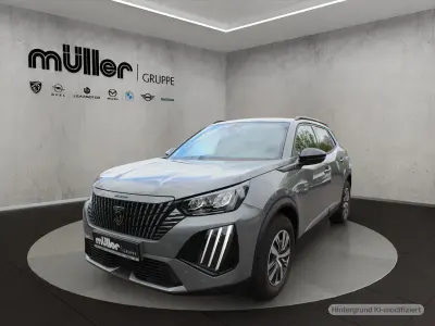 Gebraucht Peugeot 2008 Allure 131 PS (96 kW) 2024 Selenium grau SUV