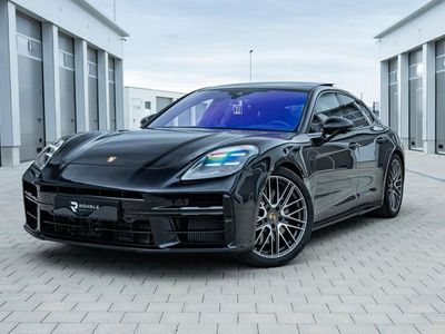 Porsche Panamera 4