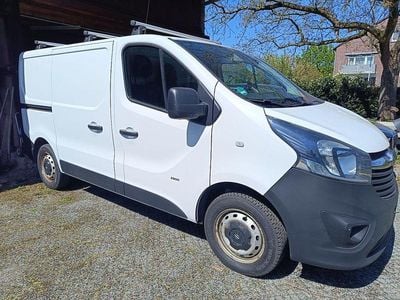 Second-hand Opel Vivaro 120 CP (88 kW) 2017 Alb Monovolum