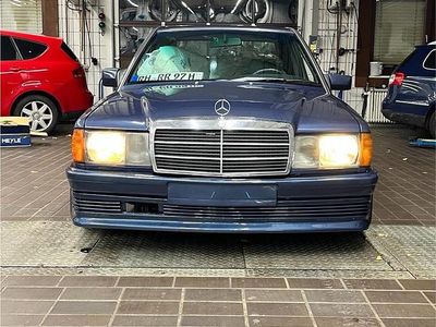 Blau Gebraucht 1987 Mercedes 190 Limousine | 9.999 €