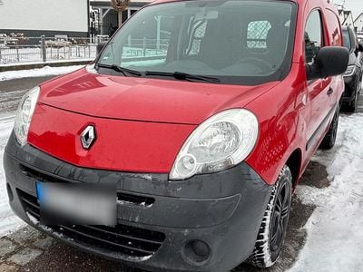 Rot Gebraucht 2011 Renault Kangoo Abholung | 3.200 € (Guter Preis)
