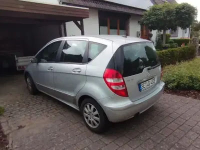 Gebraucht Mercedes A170 Classic 116 PS (85 kW) 2006 Silber Van / Kleinbus