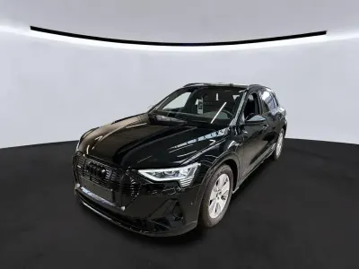 Używany Audi e-tron Black Edition 230 kW (313 KM) 2022 Czarny SUV