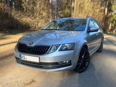 Gebraucht Skoda Octavia Style 116 PS (85 kW) 2017 Silber Kombi