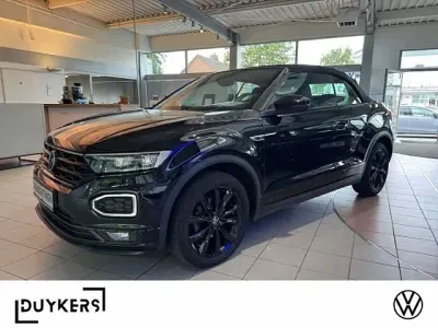 Gebraucht VW T-Roc Cabriolet Style 150 PS (110 kW) 2021 Schwarz Cabrio