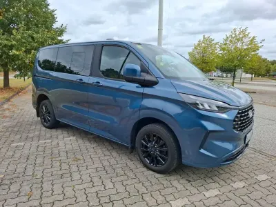 Gebraucht Ford Tourneo Custom 170 PS (125 kW) 2024 Blau Van