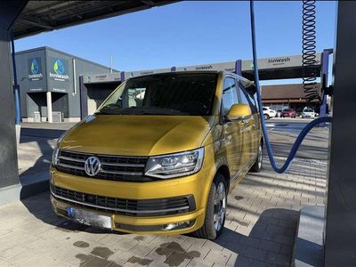 Gebraucht VW Multivan 204 PS (150 kW) 2017 Gold Van / Kleinbus