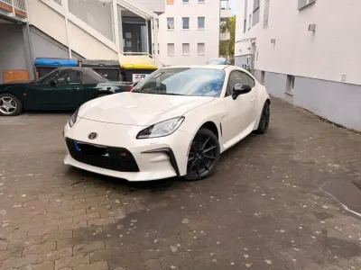 Gebraucht Toyota GR86 Premium 234 PS (172 kW) 2023 Weiß Coupé