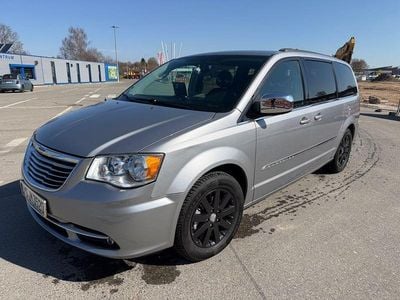 Gebraucht Chrysler Grand Voyager 287 PS (211 kW) 2015 Silber Van / Kleinbus