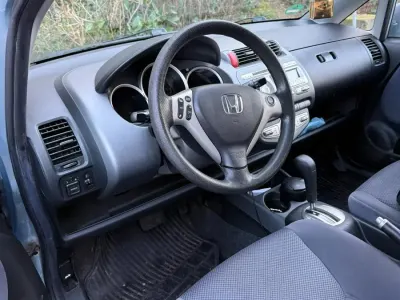 Occasion Honda Jazz LS 83 ch (61 kW) 2006 Bleue Citadine