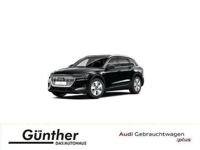 Second-hand Audi e-tron Ambiente 300 kW (408 CP) 2022 Negru SUV