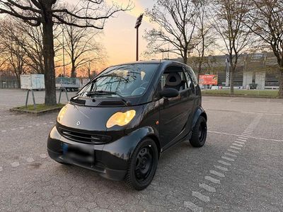 Gebraucht Smart ForTwo Coupé 61 PS (44 kW) 2023 Schwarz Kleinwagen