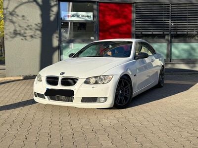 Gebraucht BMW 330 Cabriolet 233 PS (171 kW) 2008 Weiß Cabrio