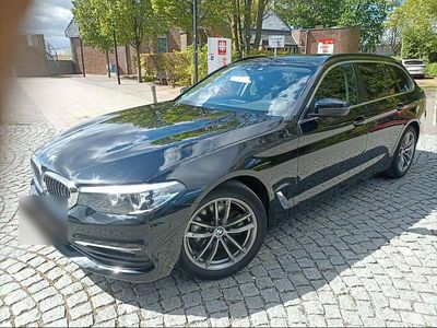 Gebraucht BMW 520 190 PS (139 kW) 2018 Schwarz Kombi
