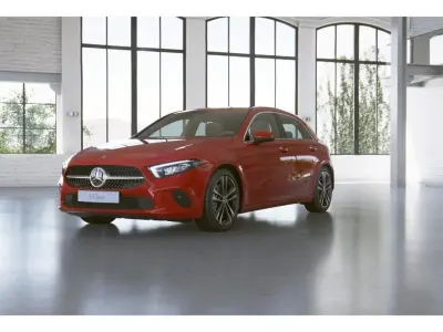 Gebraucht Mercedes A180 AMG Edition 1 136 PS (100 kW) 2019 Jupiterrot Limousine