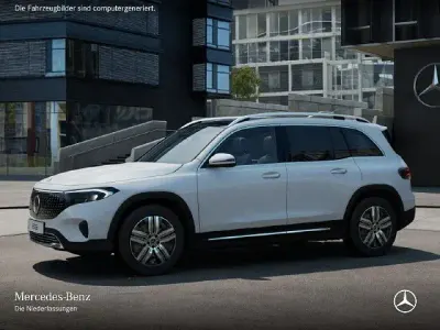 Gebraucht Mercedes EQB250 Electric Art 139 kW (190 PS) 2025 Polarweiß SUV
