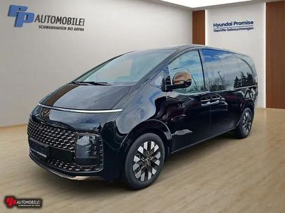 Second-hand Hyundai Staria Signature 177 CP (130 kW) 2024 Negru Monovolum
