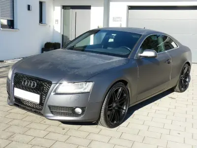 Gebraucht Audi A5 Sport 211 PS (155 kW) 2011 Grau Coupé