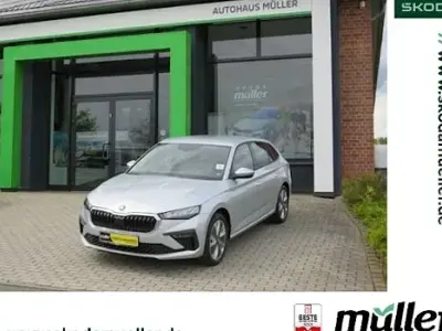Usata Skoda Scala Essence 116 CV (85 kW) 2025 Argento Utilitaria