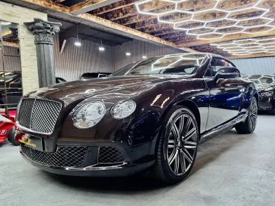 Begagnad Bentley Continental GT Convertible 625 HK (459 kW) 2013 Brun Cab