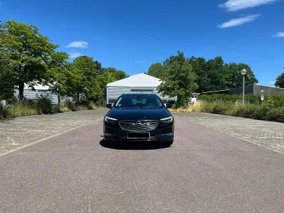 Gebraucht Opel Insignia 170 PS (125 kW) 2020 Schwarz Kombi