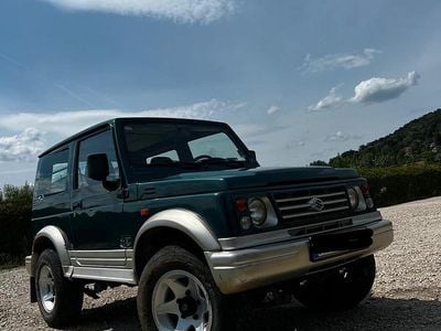 Suzuki Samurai