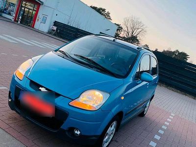 Gebraucht Chevrolet Matiz 67 PS (49 kW) 2010 Blau Kleinwagen