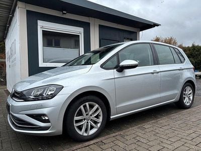 Gebraucht VW Golf Sportsvan Comfortline 116 PS (85 kW) 2019 Silber Van / Kleinbus
