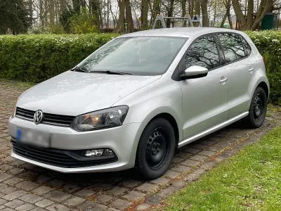 Gebraucht VW Polo Trendline 75 PS (55 kW) 2015 Silber Kleinwagen