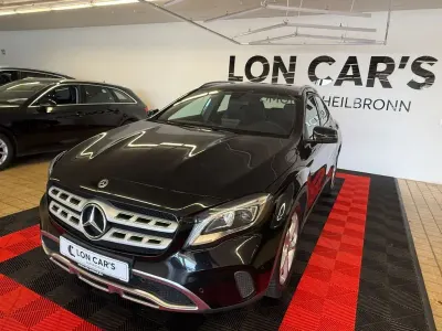 Usata Mercedes GLA200 136 CV (100 kW) 2018 Nero SUV