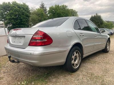 Mercedes E220