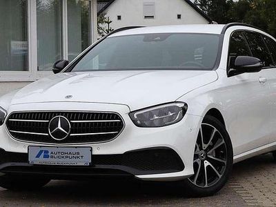 Gebraucht Mercedes E220 Night 200 PS (147 kW) 2022 Weiß Limousine